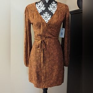 NWT Billabong animal print wrap dress sz. M/10